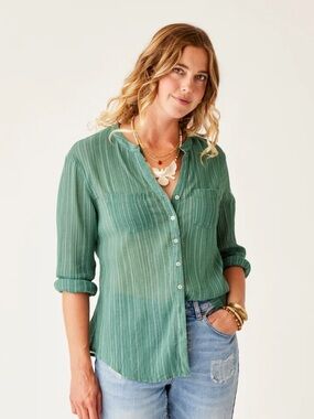 Carve Designs Dylan Gauze Tunic in Forest Stripe Green Size Medium